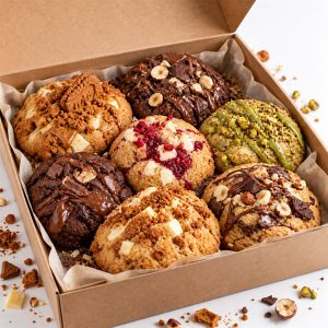 Happy Box mit verschiedenen New York Cookies von Happy Cookies